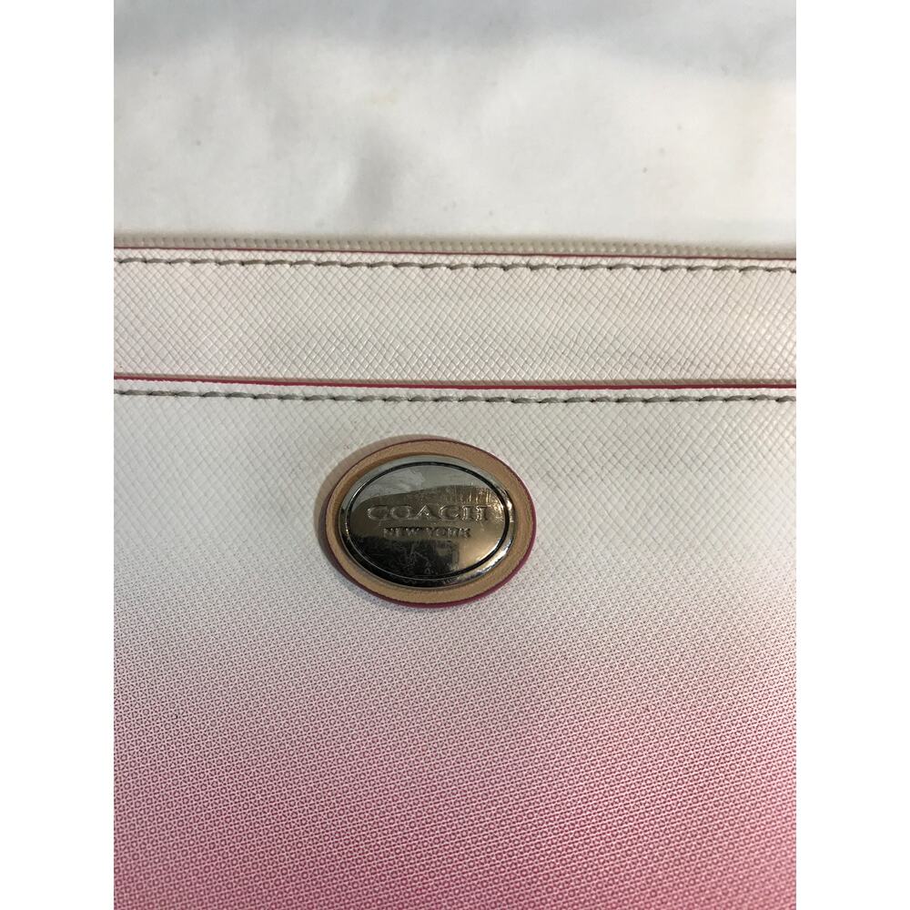 Coach Ombré Wristlet - Picture 4 of 6